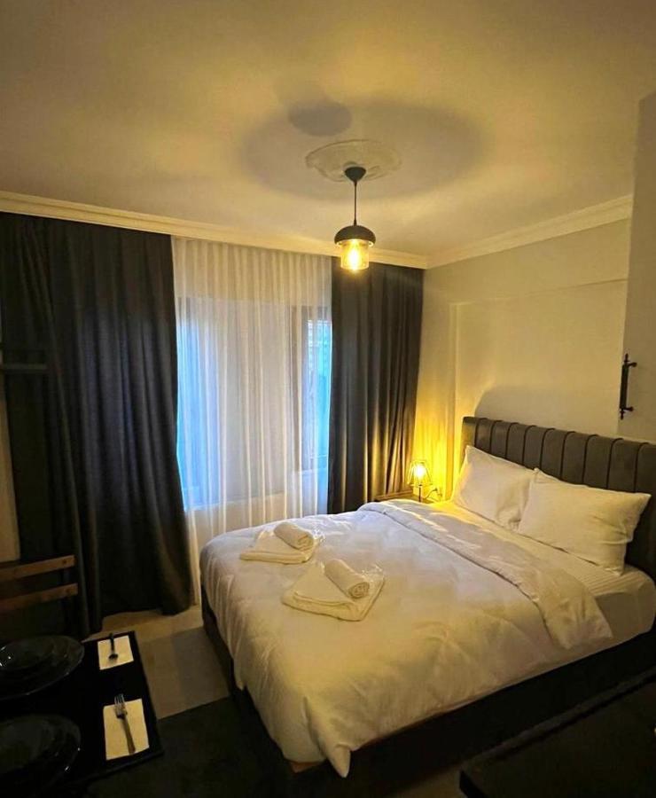 Mr Miller Suite Истанбул Екстериор снимка