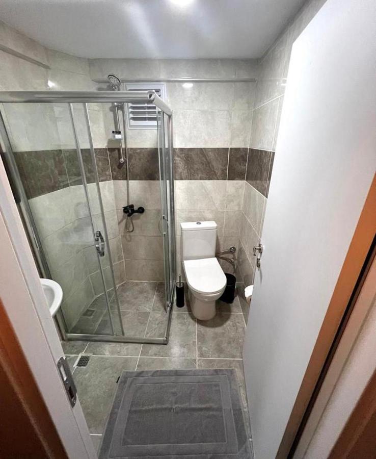 Mr Miller Suite Истанбул Екстериор снимка