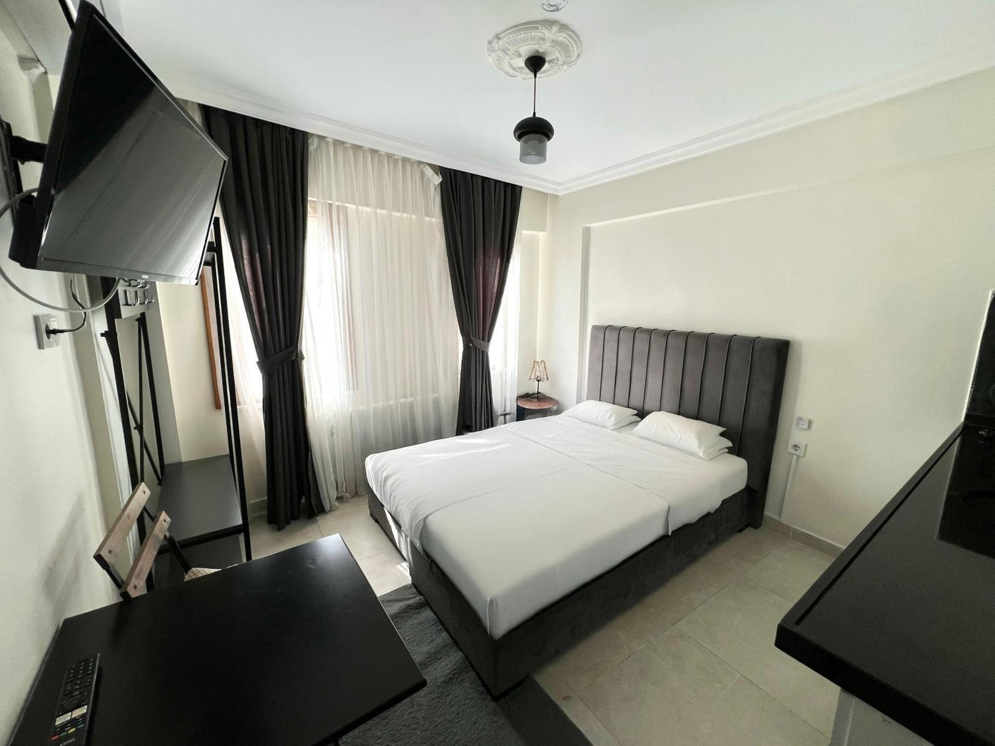 Mr Miller Suite Истанбул Екстериор снимка